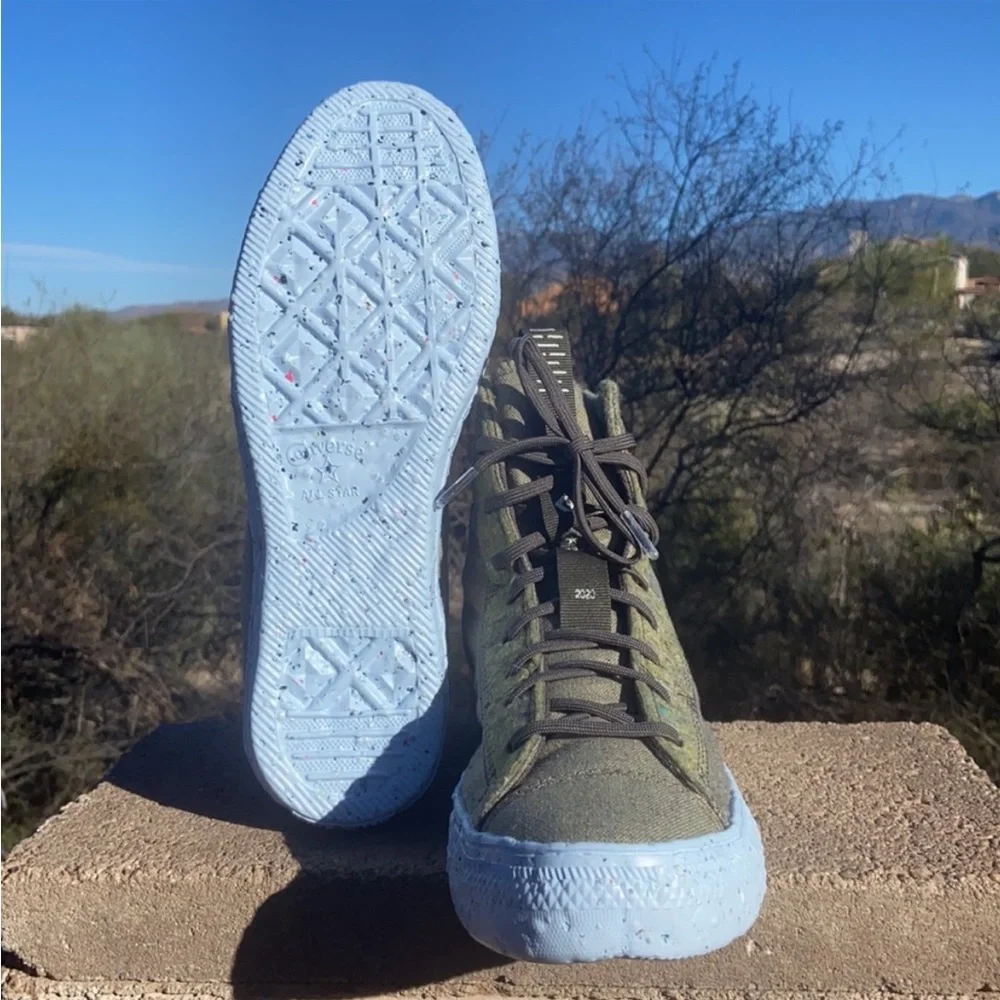 ♻️ New CTAS Converse Hi Top Canvas Sneakers ♻️ - Picture 9 of 16